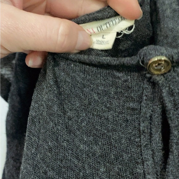 Old Navy Charcoal Asymmetrical Short Sleeve Top - Picture 3 of 3